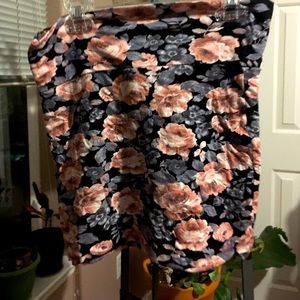Floral mini skirt